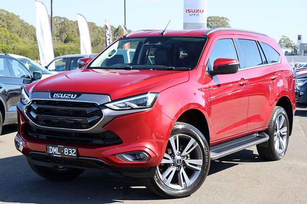 2023 Isuzu MU-X LS-T