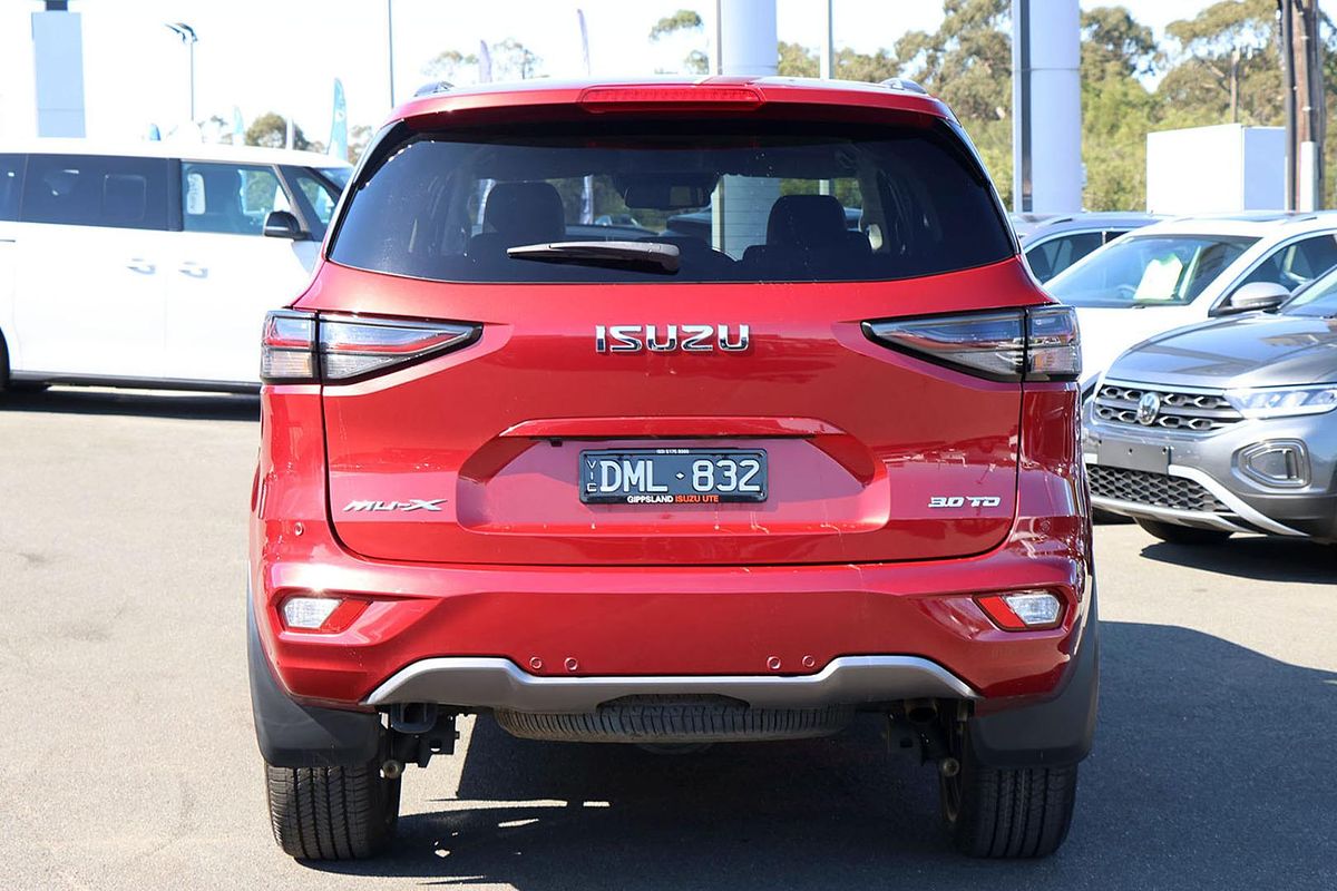 2023 Isuzu MU-X LS-T