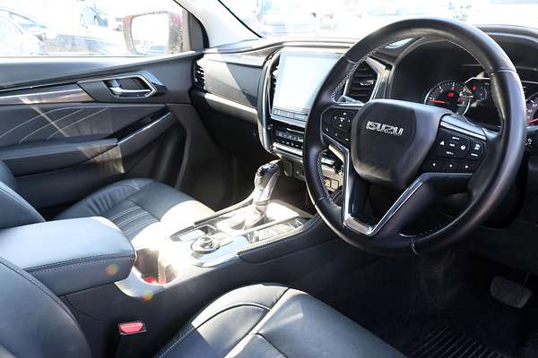 2023 Isuzu MU-X LS-T