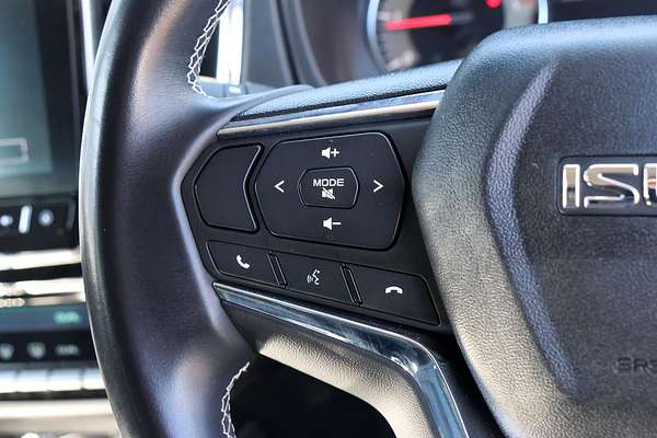 2023 Isuzu MU-X LS-T