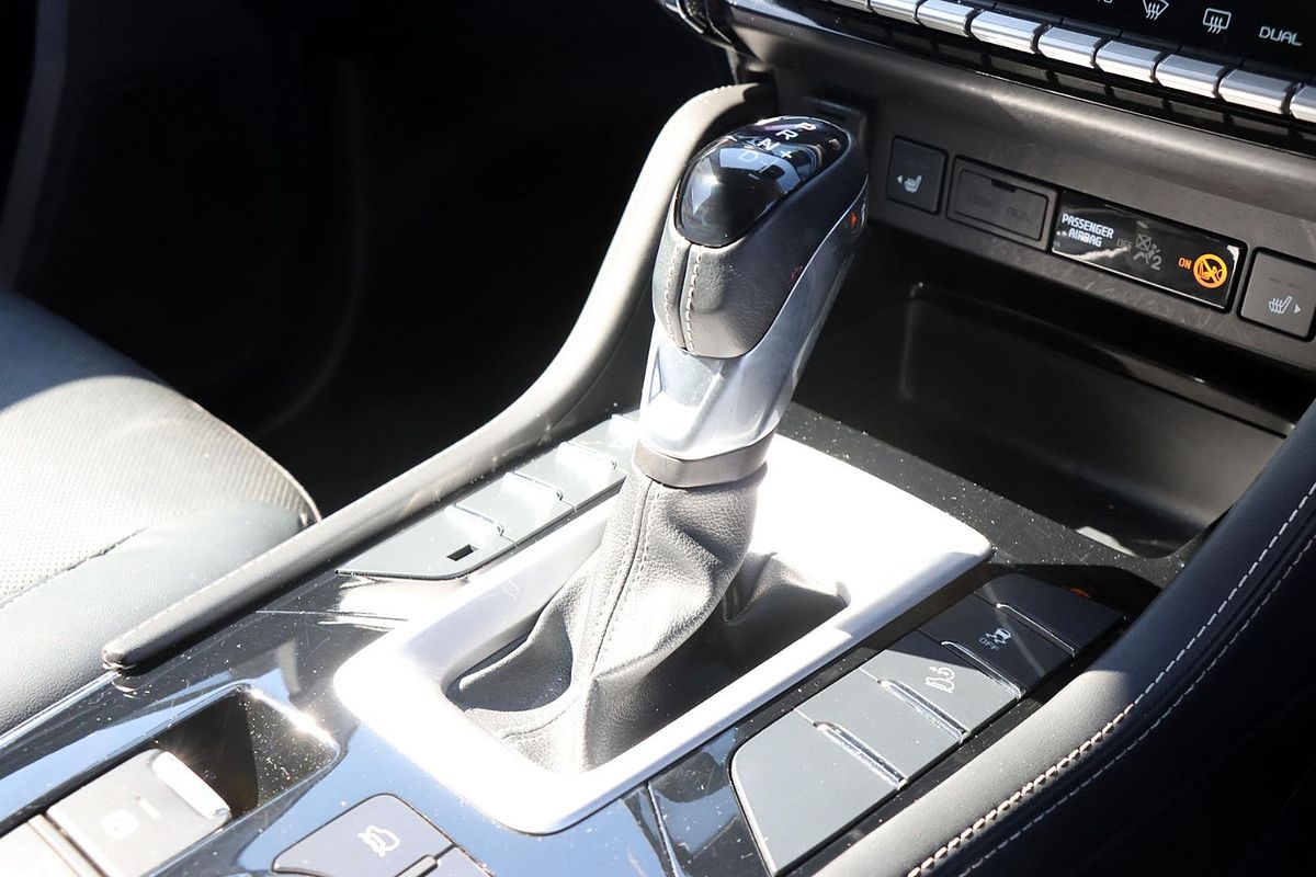 2023 Isuzu MU-X LS-T
