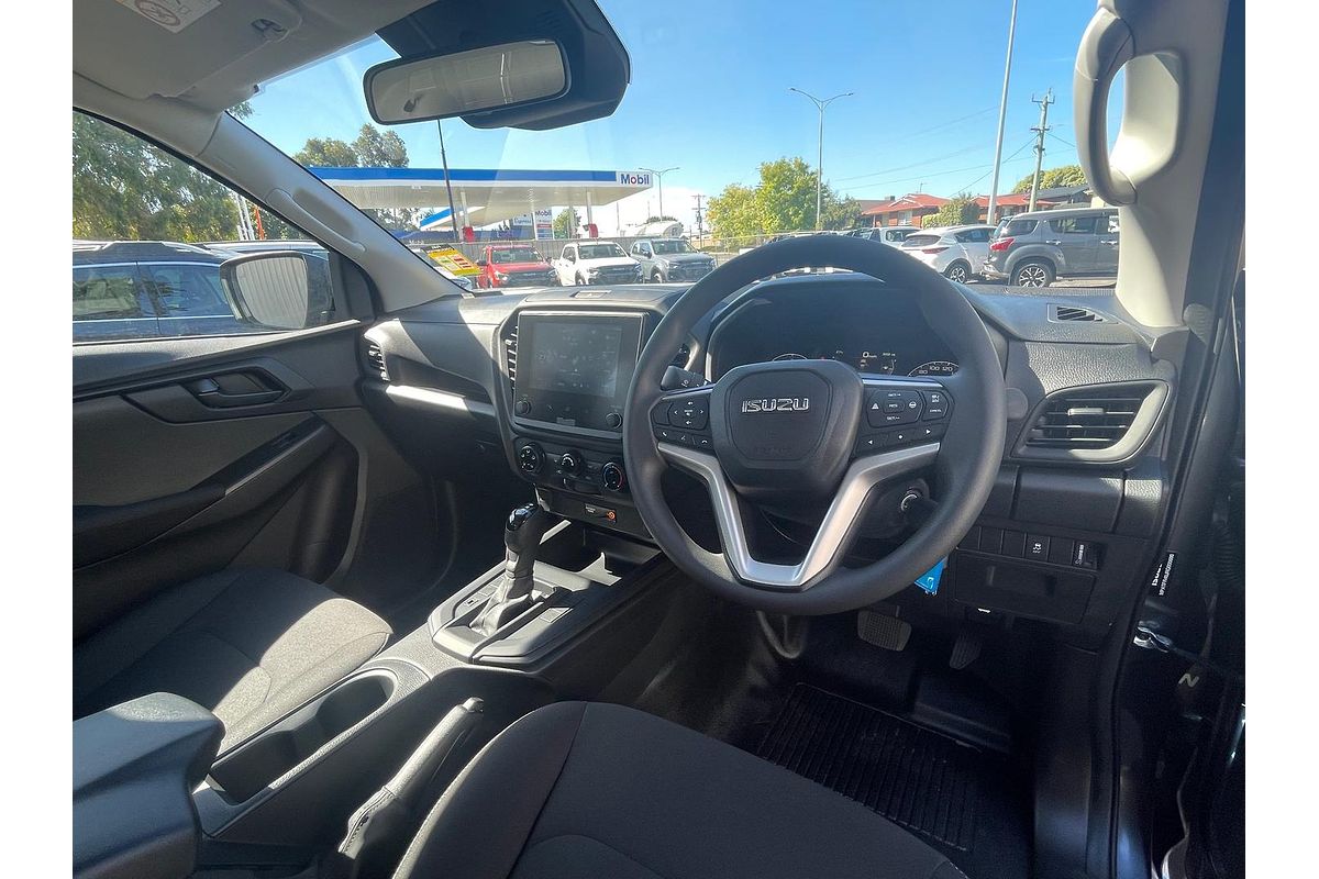 2025 Isuzu D-MAX SX High Ride Rear Wheel Drive