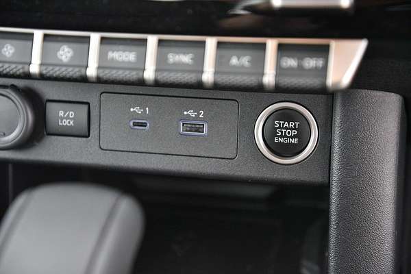 2024 Mitsubishi Triton GLS MV 4X4