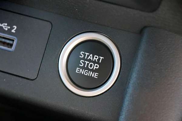 2024 Mitsubishi Triton GLS MV 4X4