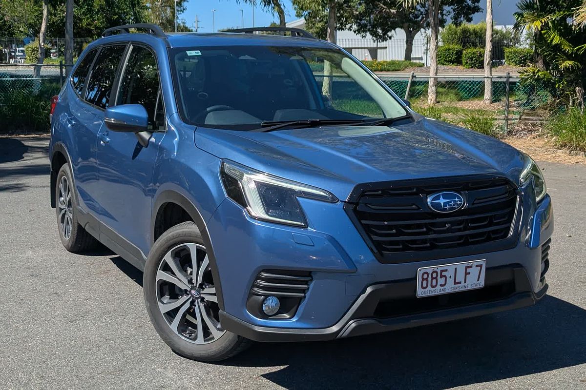 2023 Subaru Forester 2.5i Premium S5
