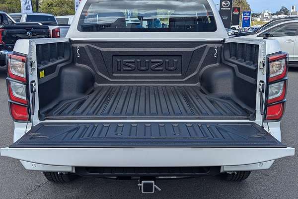 2024 Isuzu D-MAX LS-U+ 4X4