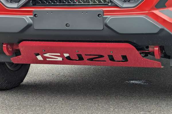 2025 Isuzu D-MAX BLADE 4X4