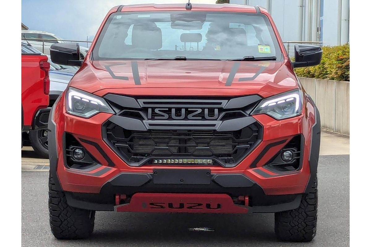 2025 Isuzu D-MAX BLADE 4X4