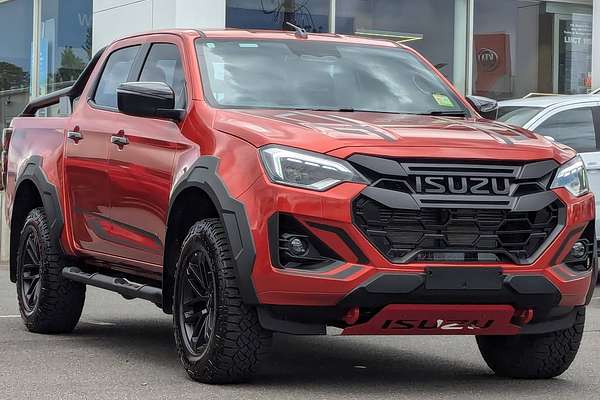 2025 Isuzu D-MAX BLADE 4X4