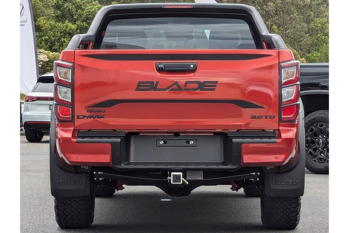 2025 Isuzu D-MAX BLADE 4X4