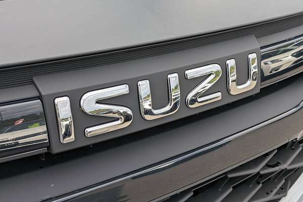 2025 Isuzu D-MAX SX High Ride Rear Wheel Drive