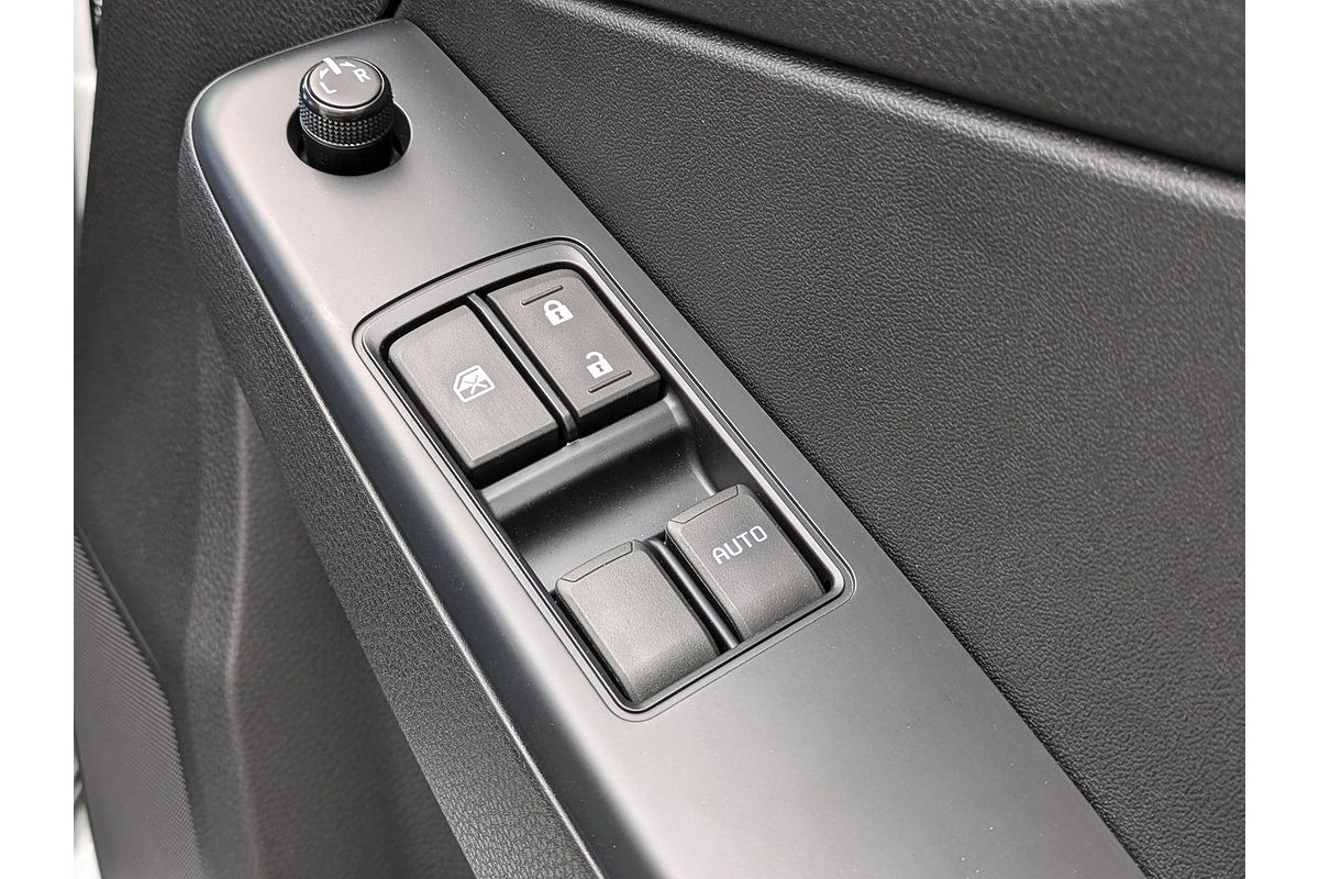 2025 Isuzu D-MAX SX High Ride Rear Wheel Drive
