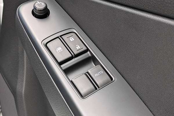 2025 Isuzu D-MAX SX High Ride Rear Wheel Drive