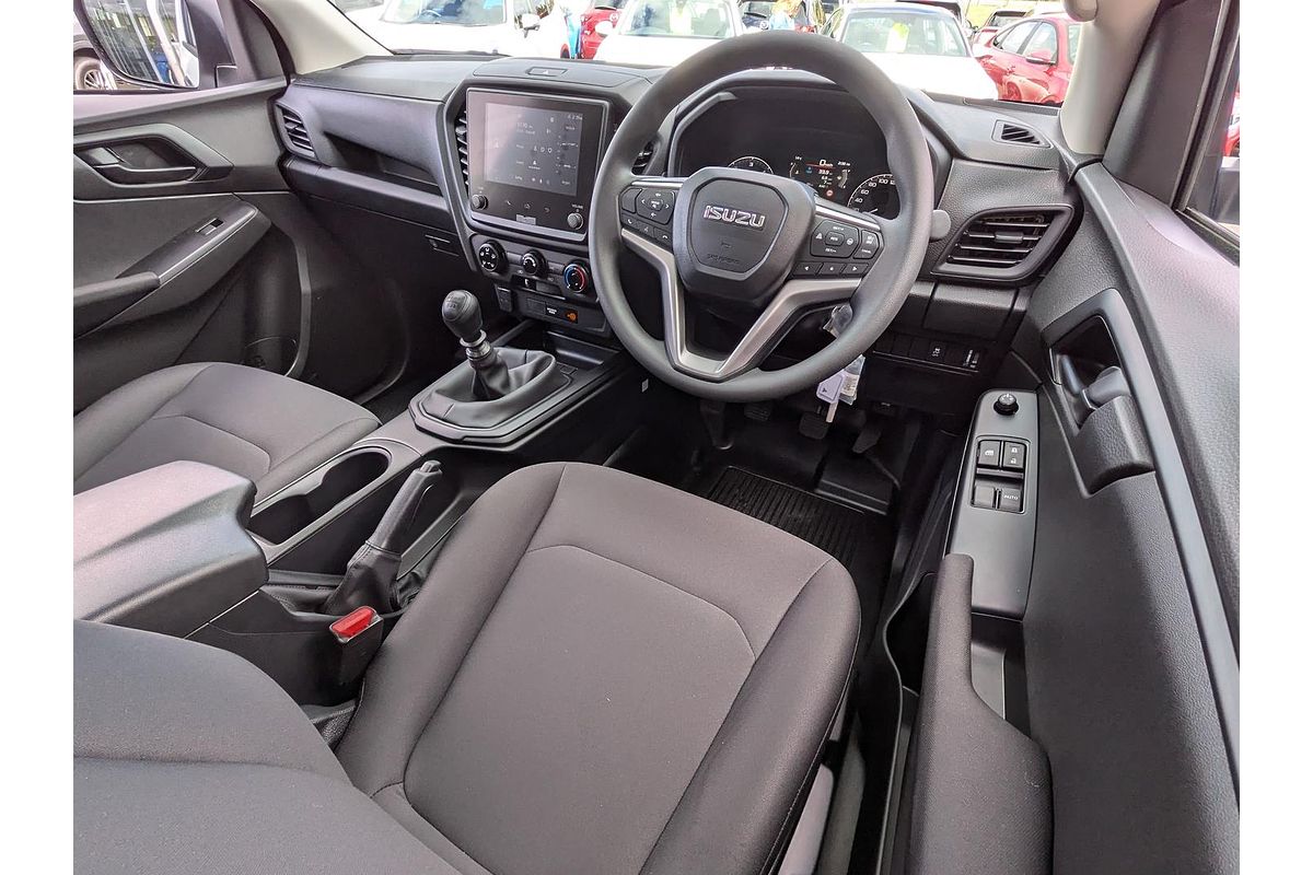 2025 Isuzu D-MAX SX High Ride Rear Wheel Drive