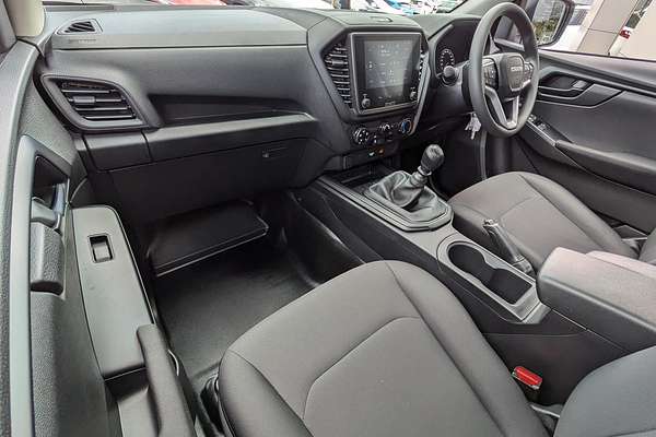 2025 Isuzu D-MAX SX High Ride Rear Wheel Drive