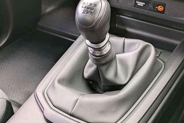 2025 Isuzu D-MAX SX High Ride Rear Wheel Drive