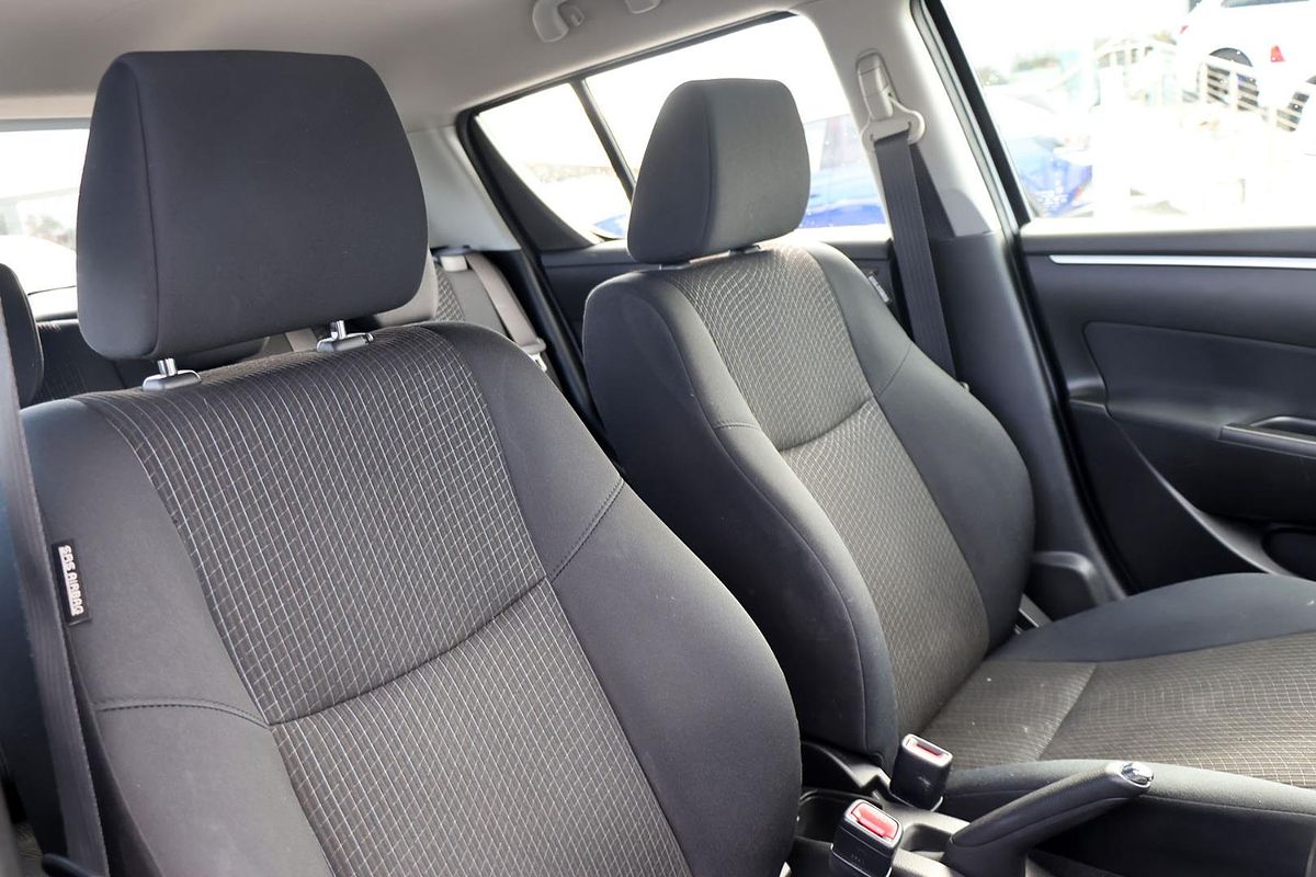 2015 Suzuki Swift GL Navigator FZ