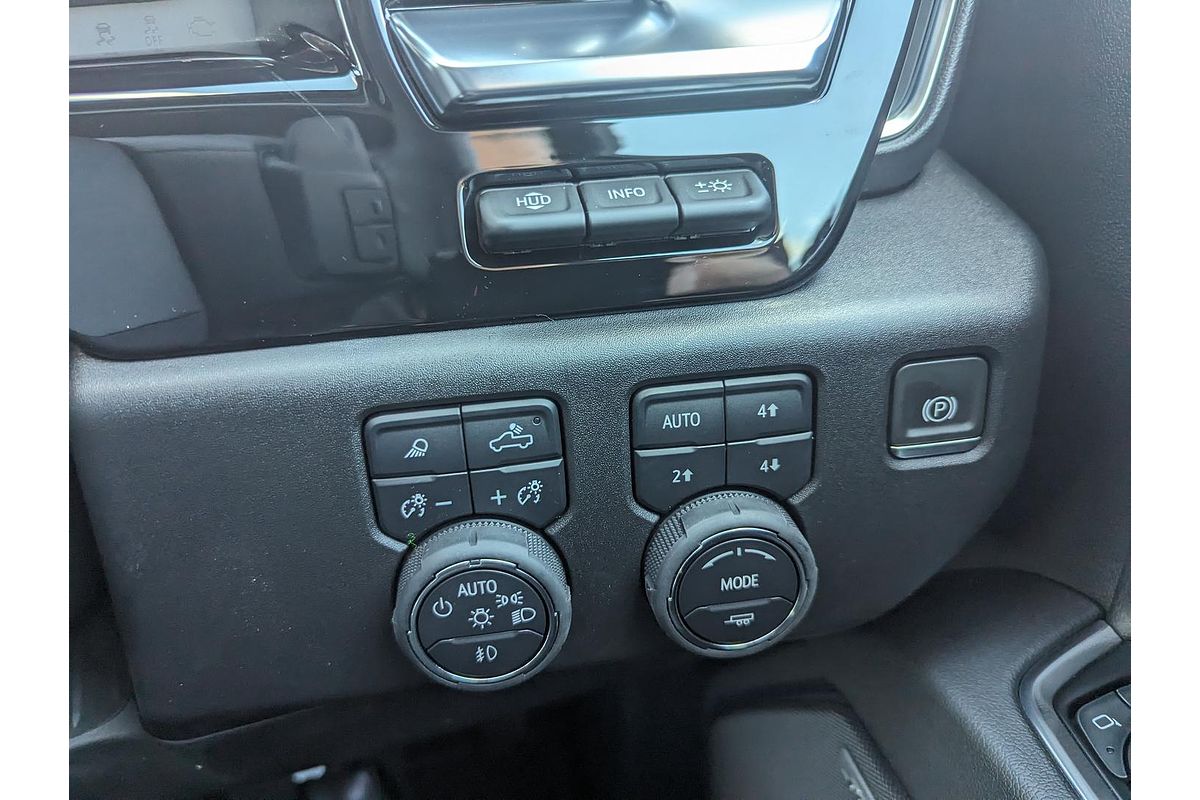 2024 Chevrolet Silverado 1500 LTZ Premium W/Tech Pack T1 4X4
