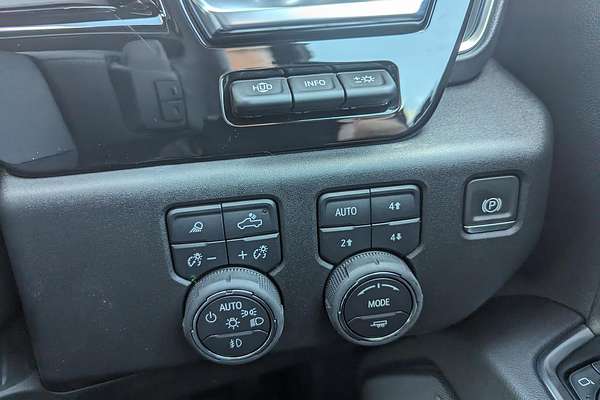 2024 Chevrolet Silverado 1500 LTZ Premium W/Tech Pack T1 4X4