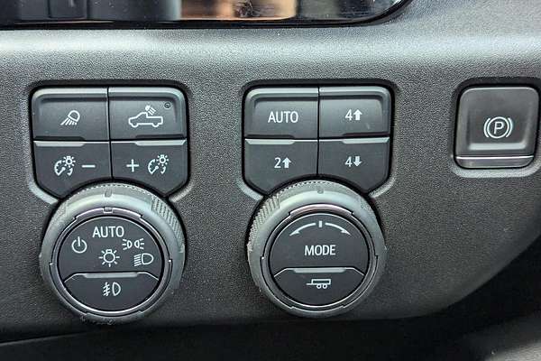 2024 Chevrolet Silverado 1500 LTZ Premium W/Tech Pack T1 4X4