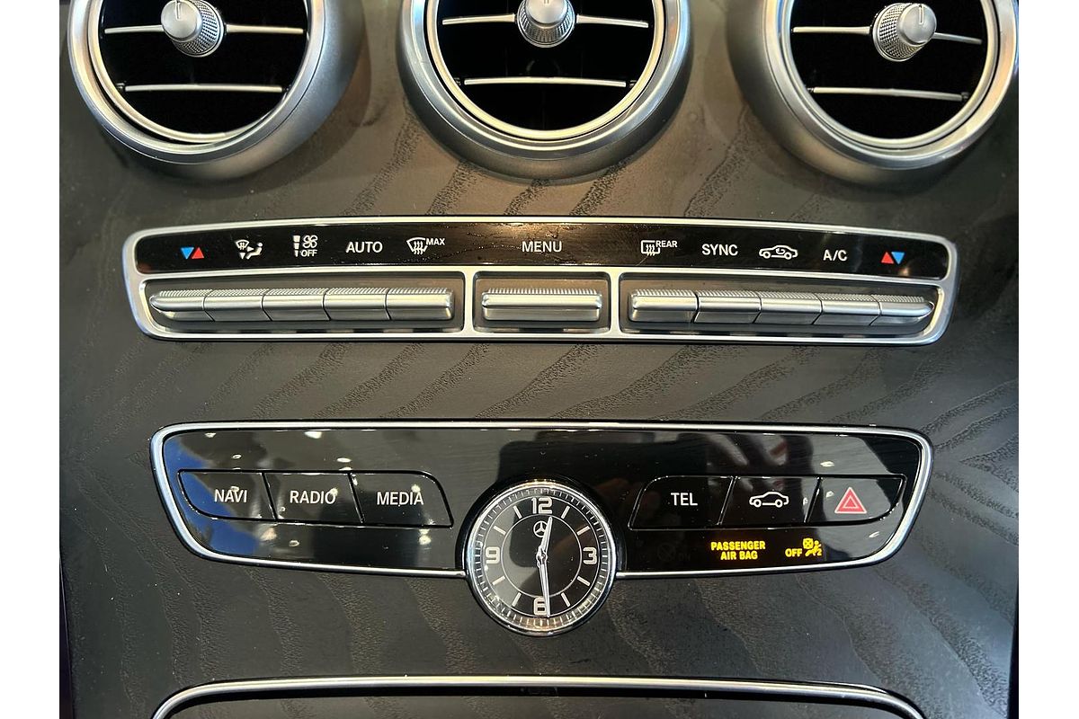 2019 Mercedes-Benz C-Class C200 A205