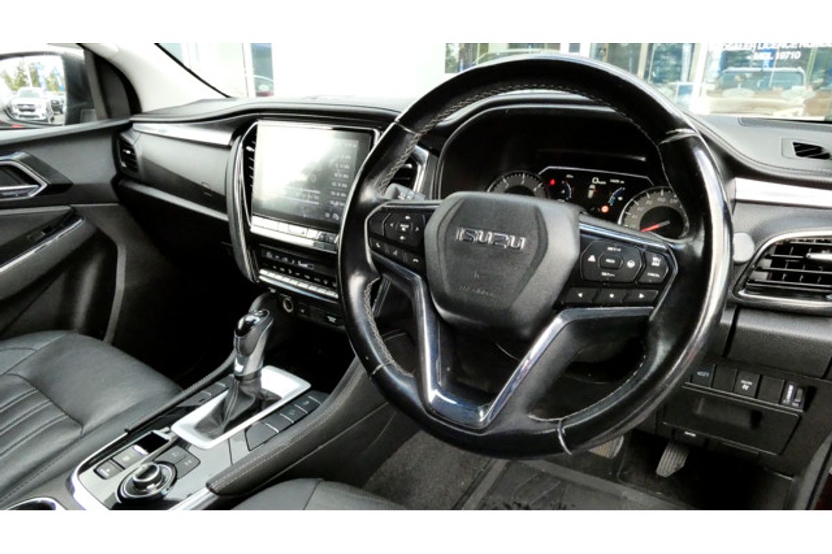2021 Isuzu MU-X LS-T