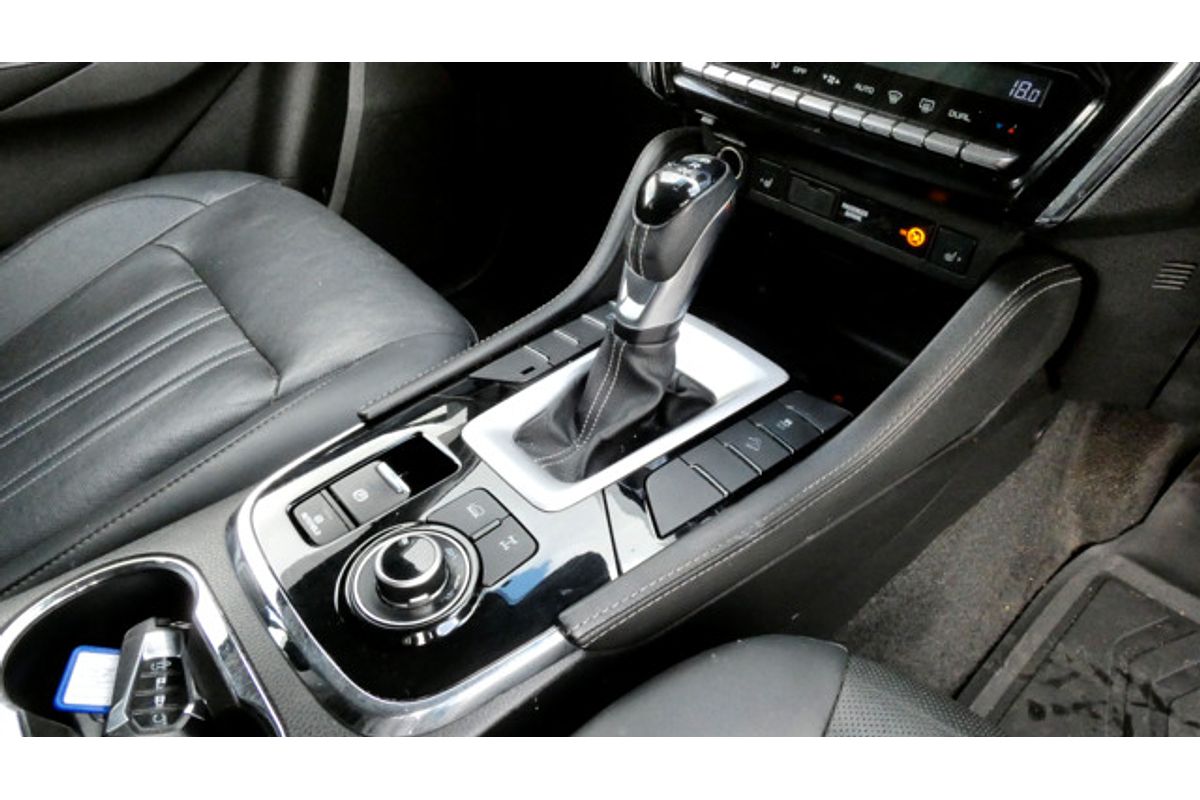 2021 Isuzu MU-X LS-T