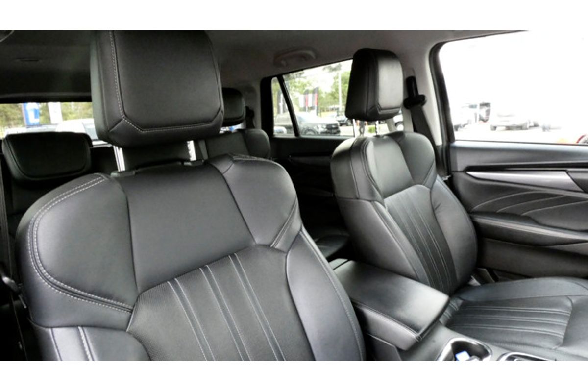 2021 Isuzu MU-X LS-T