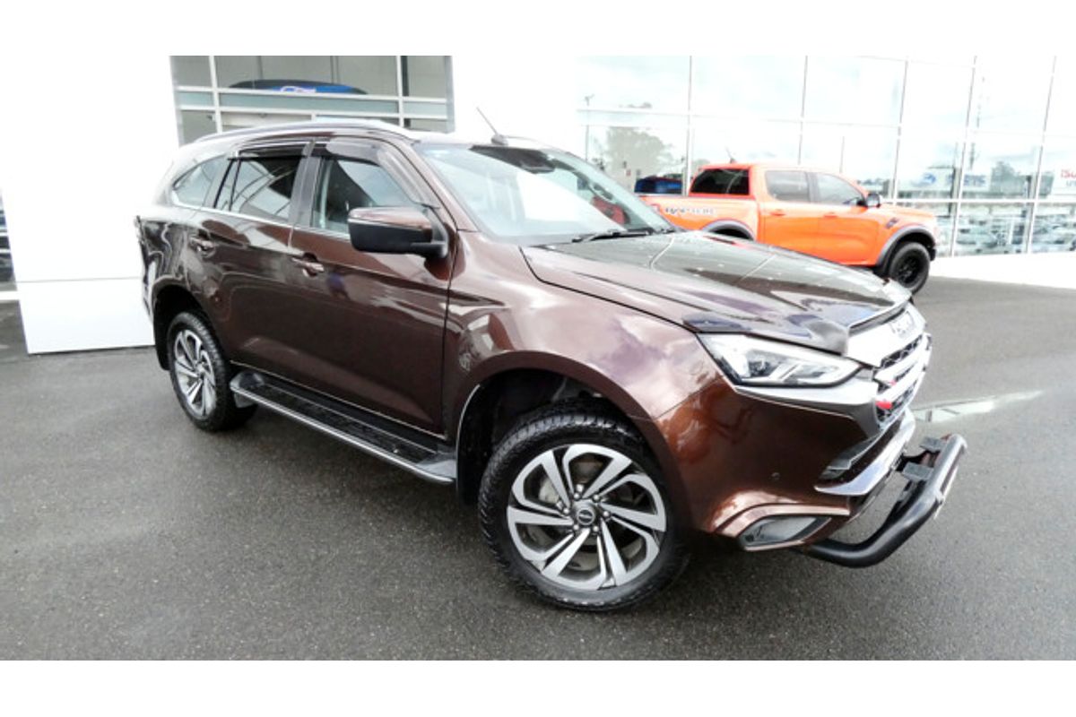 2021 Isuzu MU-X LS-T