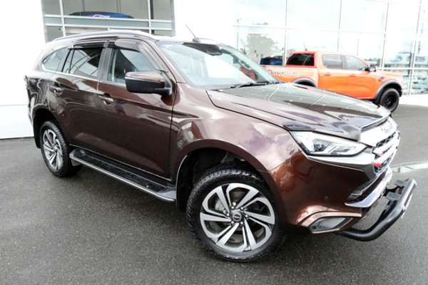 2021 Isuzu MU-X LS-T