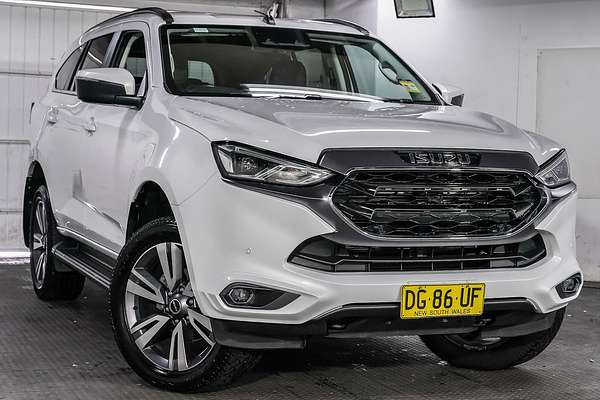 2023 Isuzu MU-X LS-T