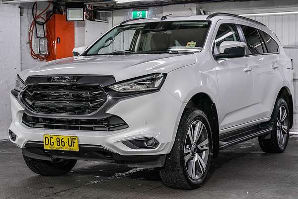 2023 Isuzu MU-X LS-T