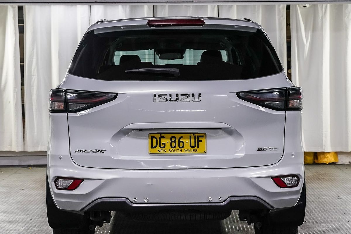 2023 Isuzu MU-X LS-T