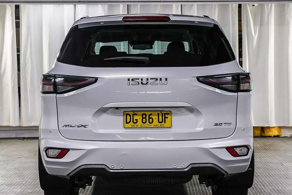 2023 Isuzu MU-X LS-T