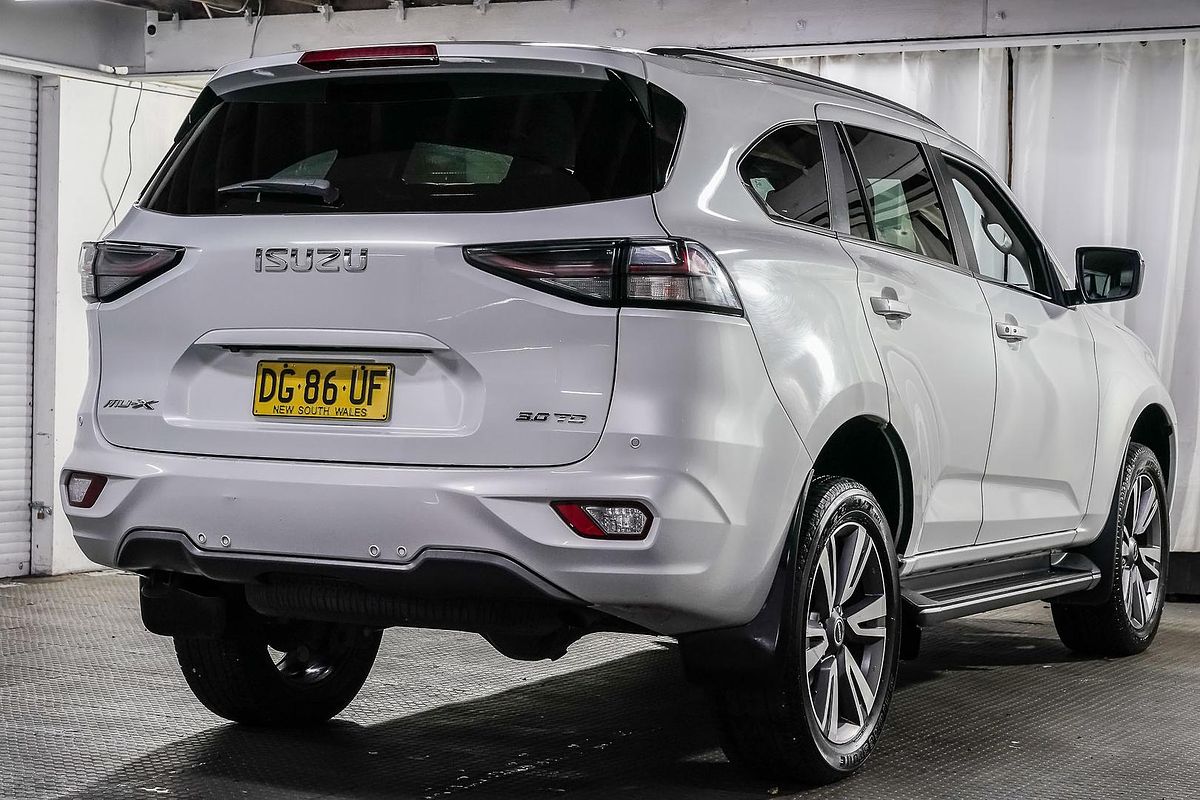 2023 Isuzu MU-X LS-T