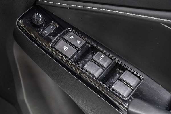 2023 Isuzu MU-X LS-T