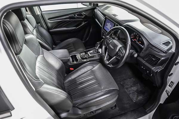 2023 Isuzu MU-X LS-T