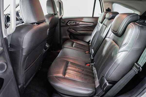 2023 Isuzu MU-X LS-T