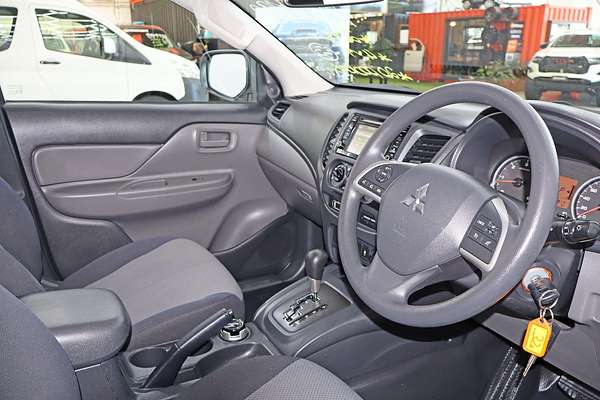 2018 Mitsubishi Triton GLX MQ 4X4
