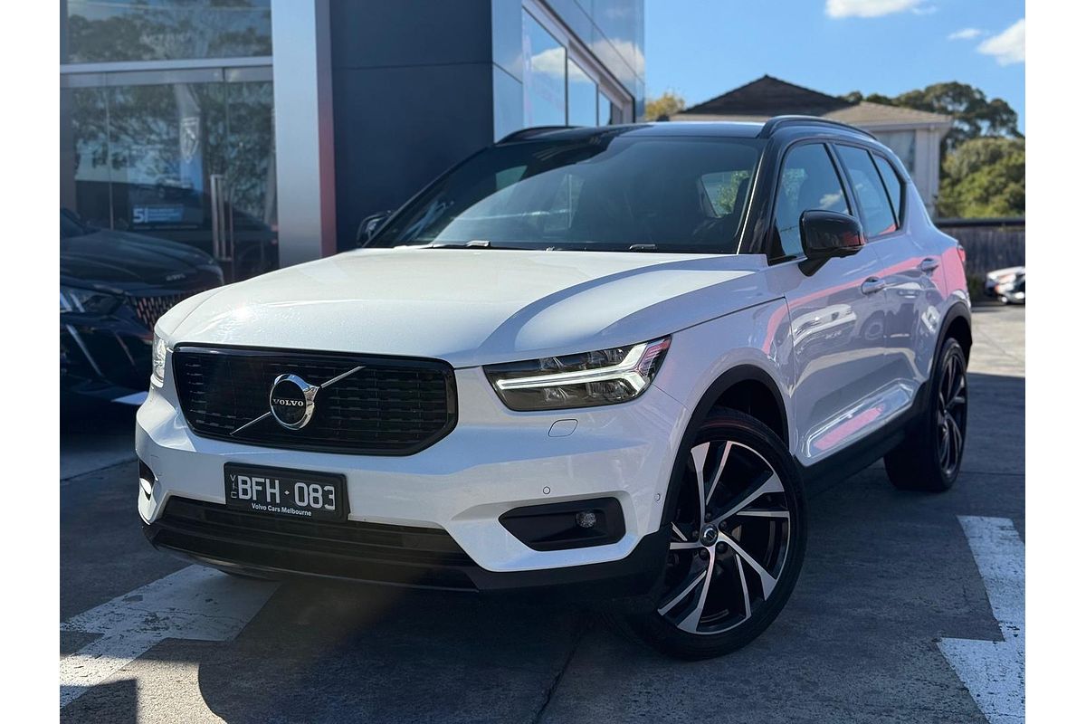 2019 Volvo XC40 T5 R-Design