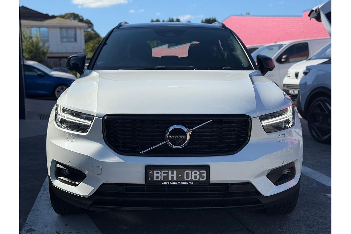 2019 Volvo XC40 T5 R-Design