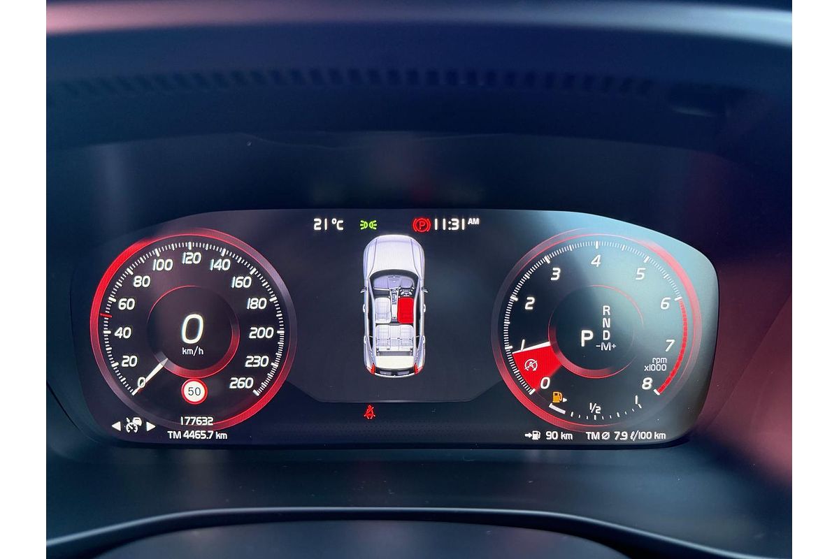 2019 Volvo XC40 T5 R-Design
