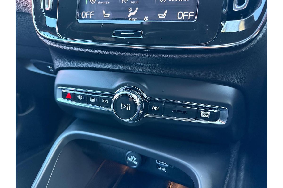 2019 Volvo XC40 T5 R-Design