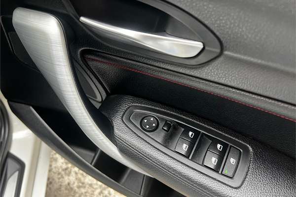 2013 BMW 1 Series 118i F20