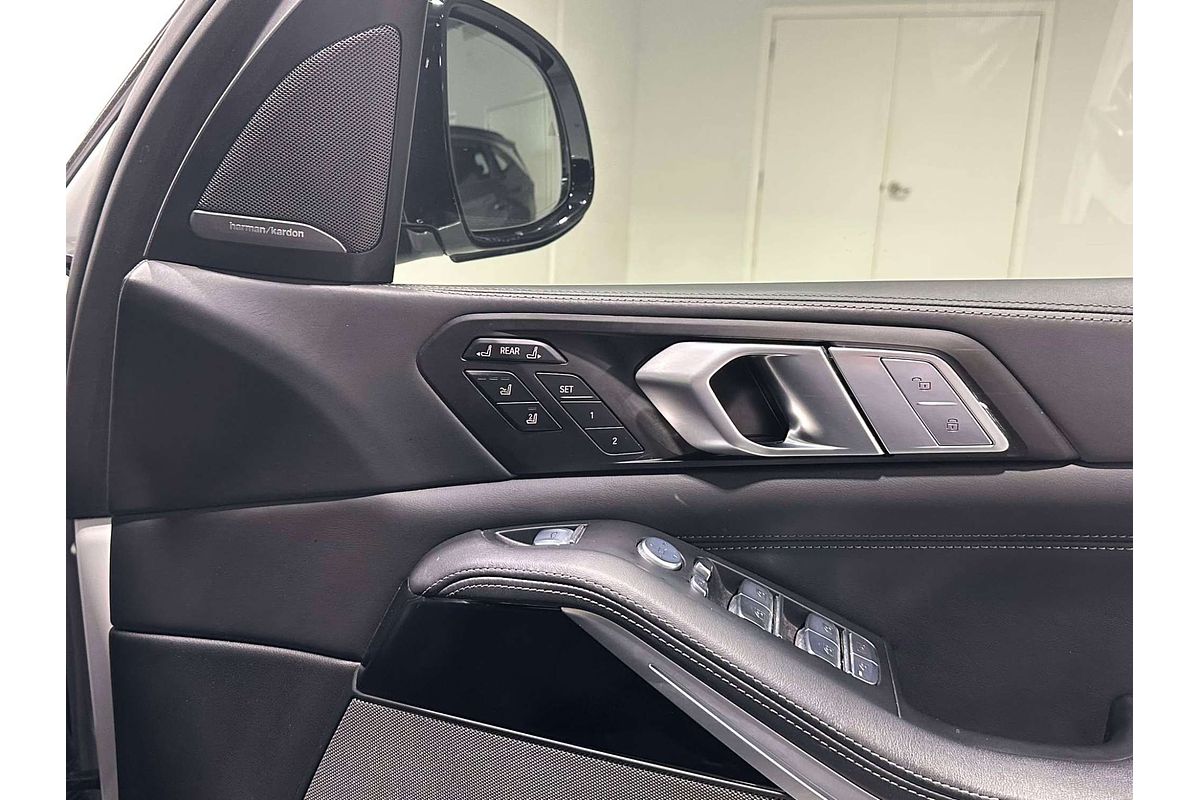 2022 BMW X7 M50i G07