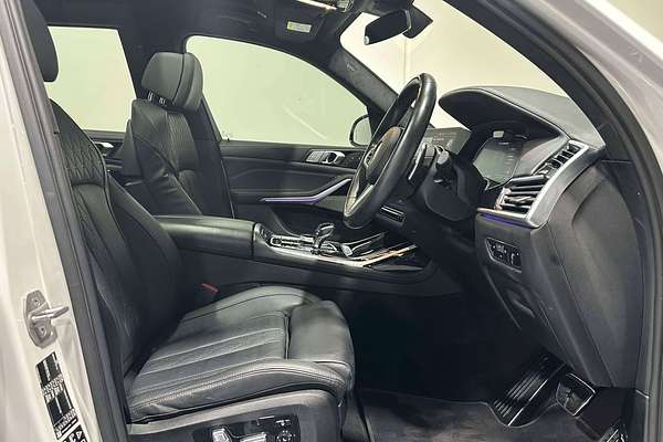 2022 BMW X7 M50i G07
