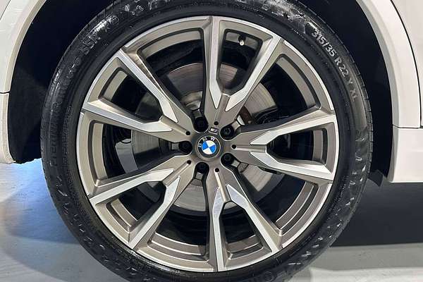 2022 BMW X7 M50i G07