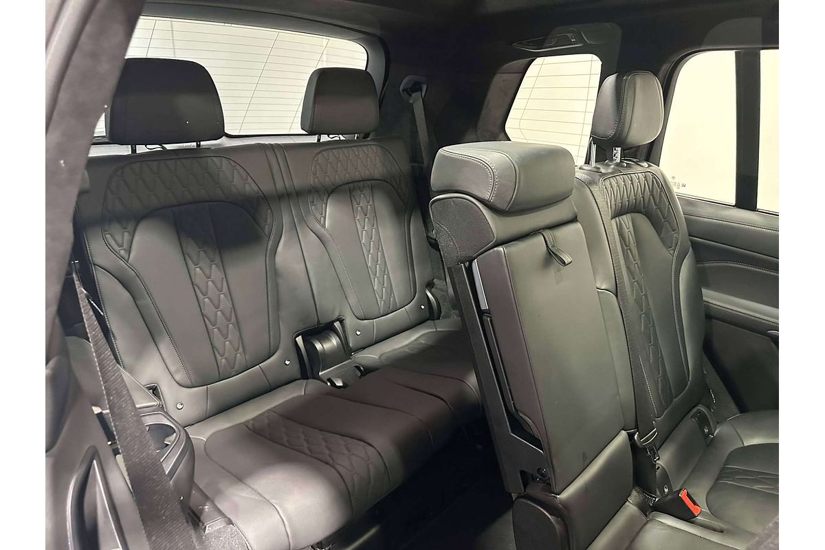 2022 BMW X7 M50i G07