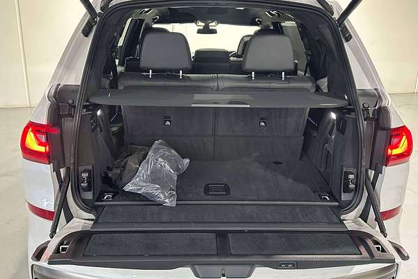 2022 BMW X7 M50i G07