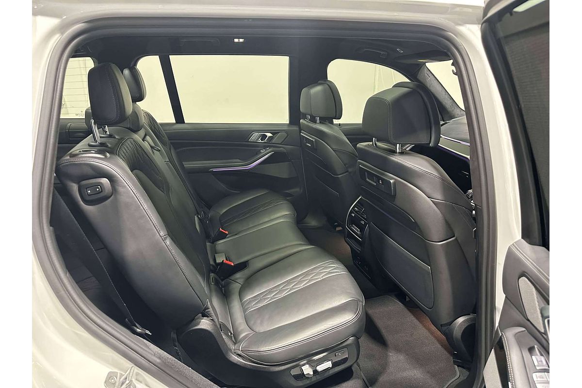 2022 BMW X7 M50i G07